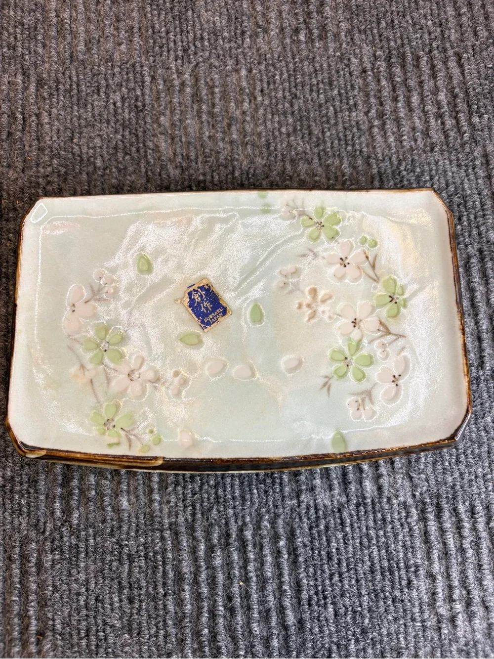 Japanese-made porcelain jewelry tray/soap dish/sushi plate/ w/cherry blossoms